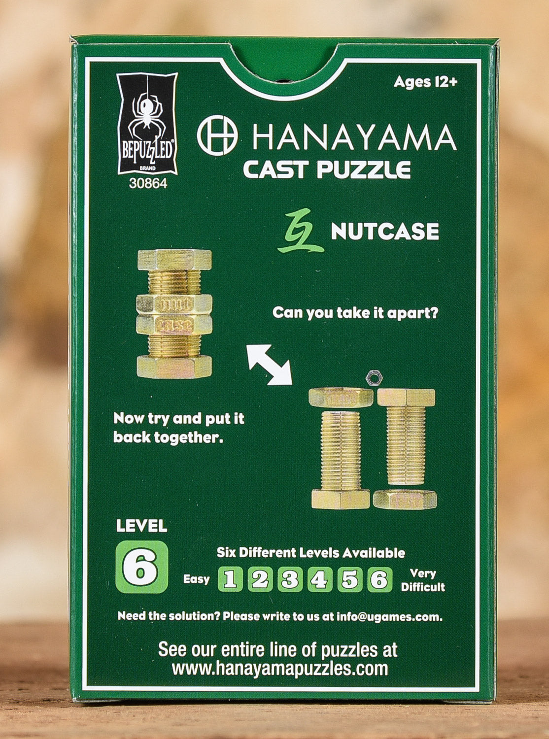 Hanayama Cast Puzzle - Level 6 - Nutcase
