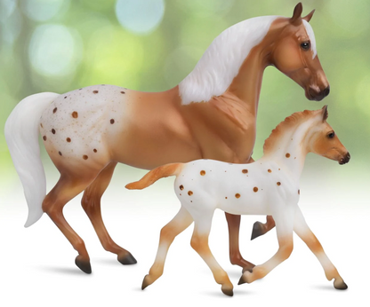  Classics - Effortless Grace Horse & Foal Set