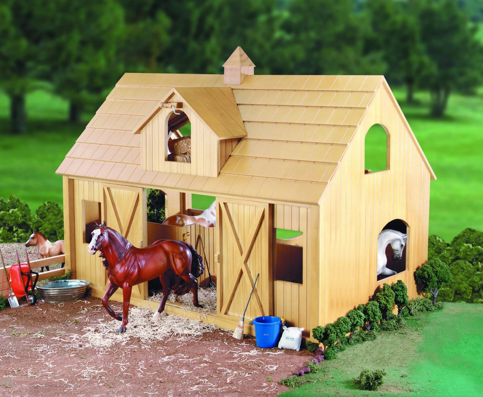  Traditional - Deluxe Wooden Barn With Cupola