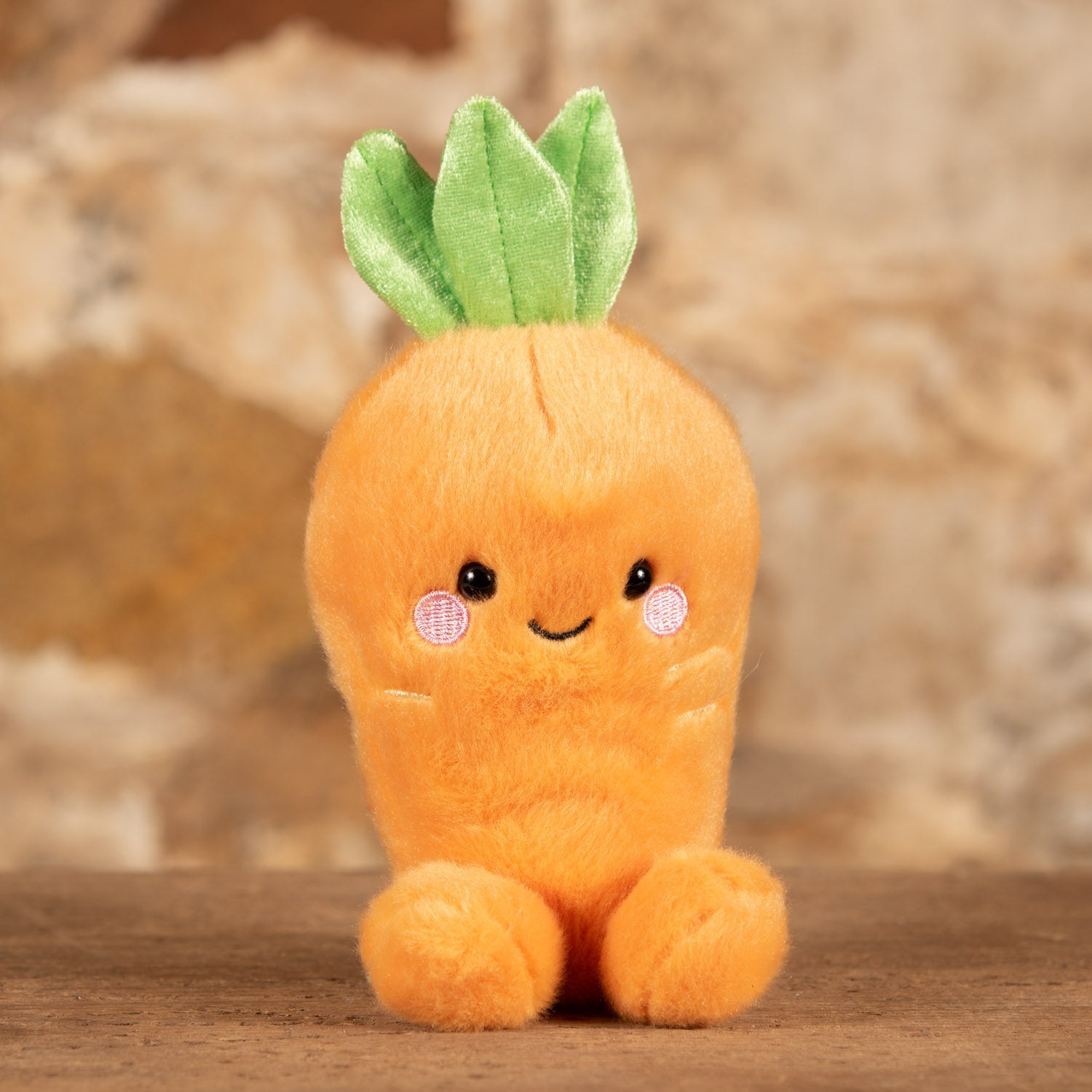  Palm Pals - Cheerful Carrot