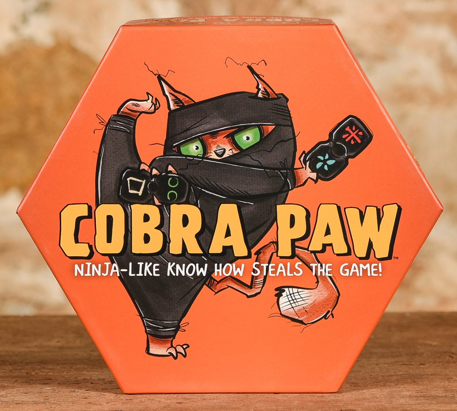  Cobra Paw