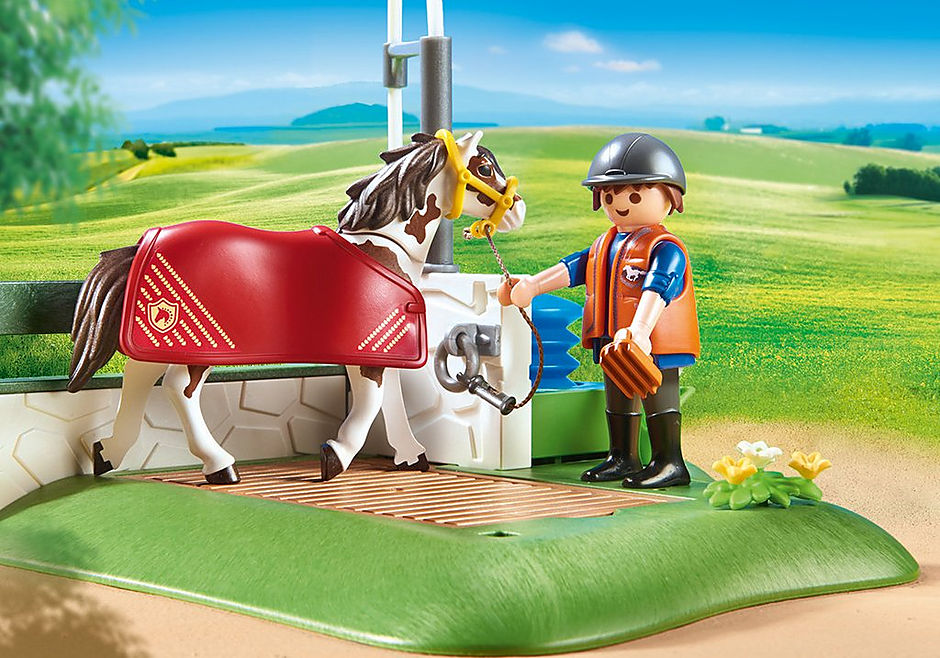  Playmobil - Horse Grooming Station