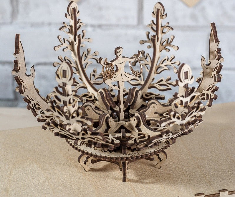  Ugears - Mechanical Flower Model Kit